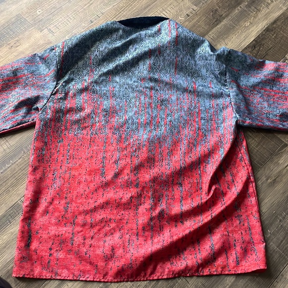 MISSLOOK blouse, red and blue-grey with tribal type pattern, size S - Picture 4 of 5